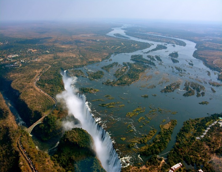 Safari Delta et Chutes Victoria — version camping confort