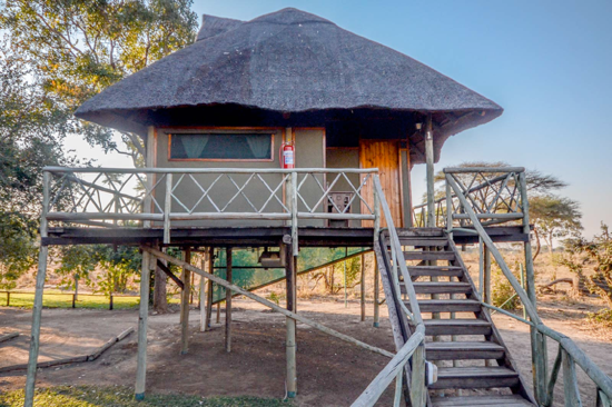 Jour 6 — Safari Botswana & Zambie — camping standard